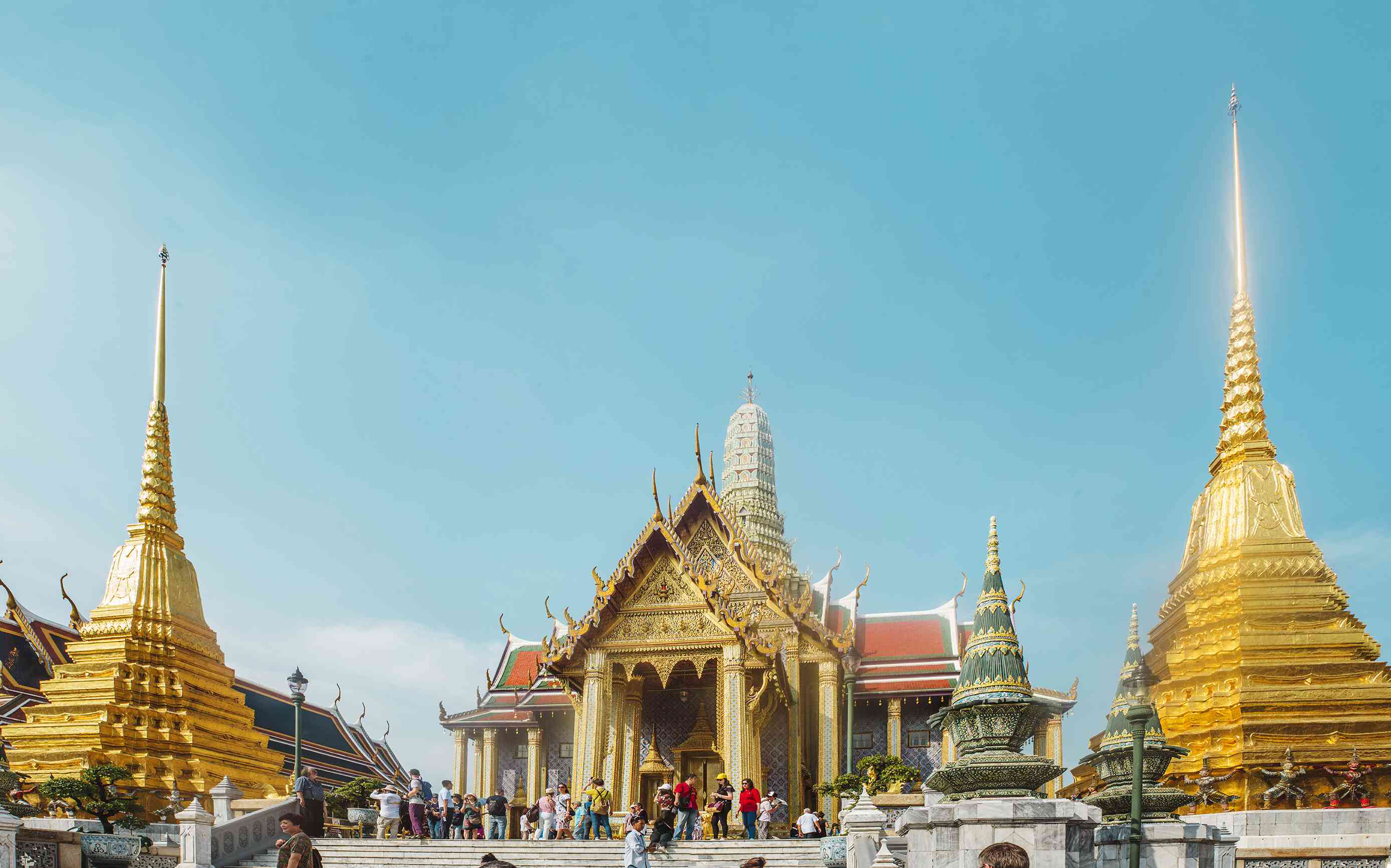 Wat Phra Kaew in Bangkok: the Complete Guide